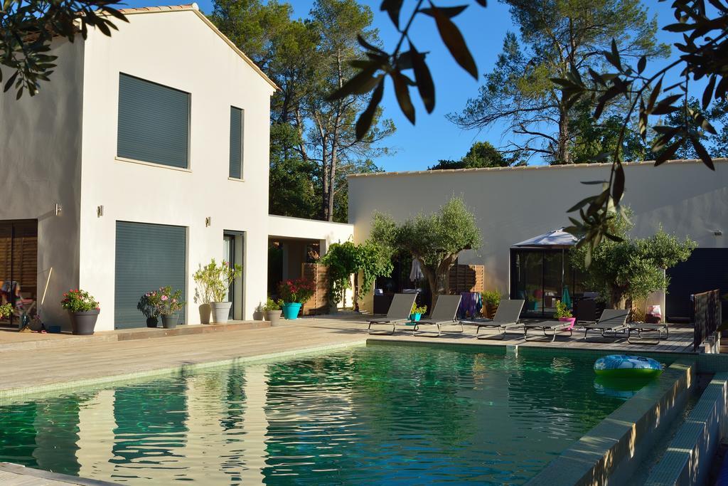 Sous Les Oliviers - Piscine Chauffee - Studios De Standing Tout-Equipes Saint-Maximin Buitenkant foto